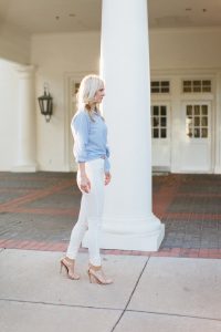 White H&M Jeans and Blue Top